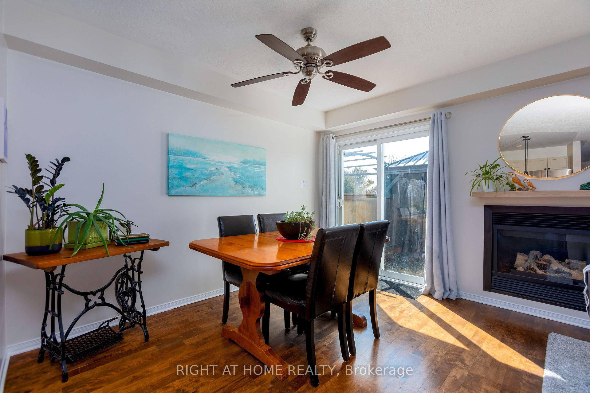 Photo 9 of 338 Hillsboro, Ottawa, Kanata - Emerald Meadows/Trailwest — HOMEH