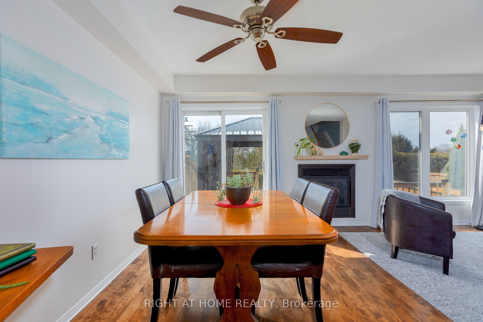 Photo 10 of 338 Hillsboro, Ottawa, Kanata - Emerald Meadows/Trailwest — HOMEH