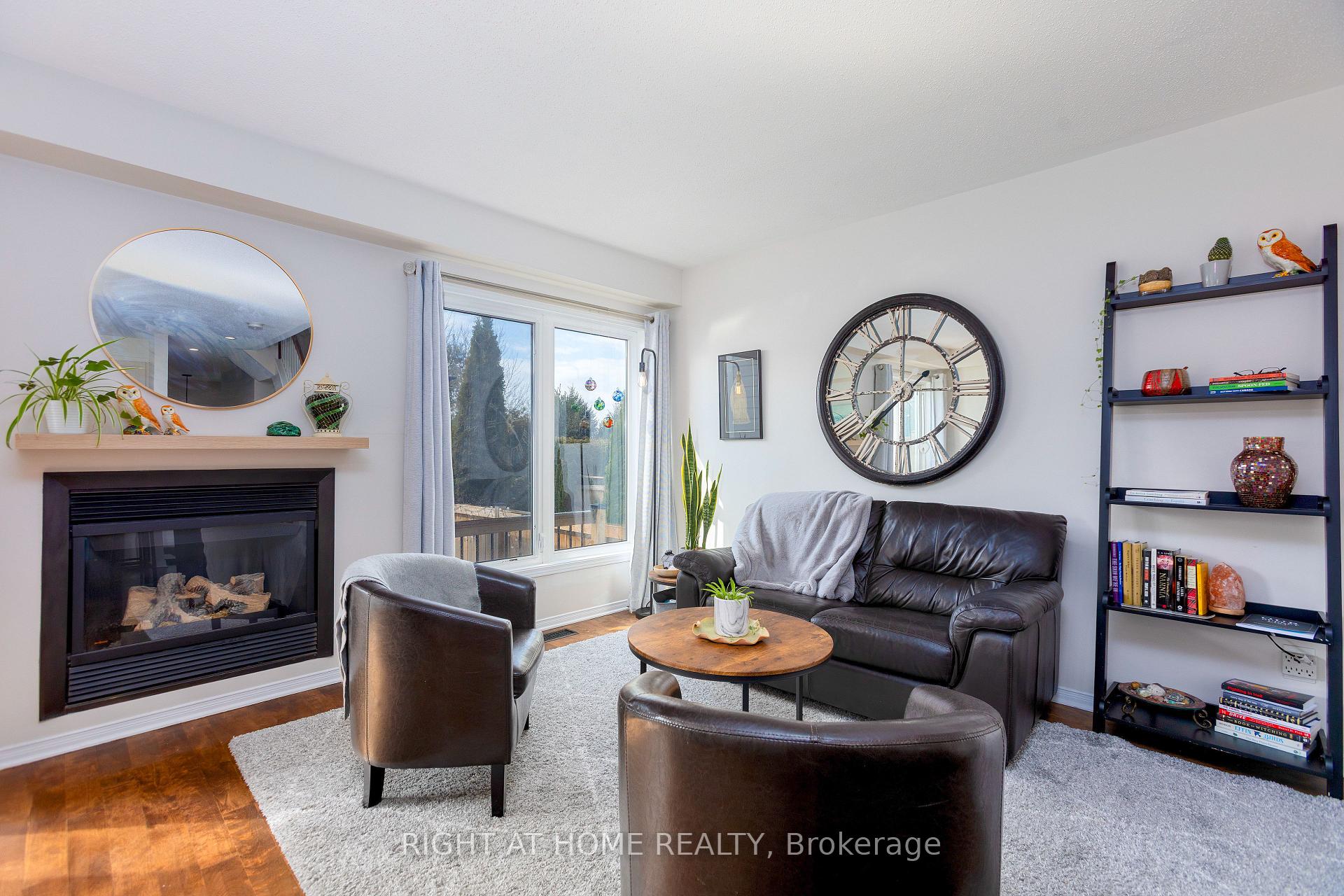 Photo 11 of 338 Hillsboro, Ottawa, Kanata - Emerald Meadows/Trailwest — HOMEH