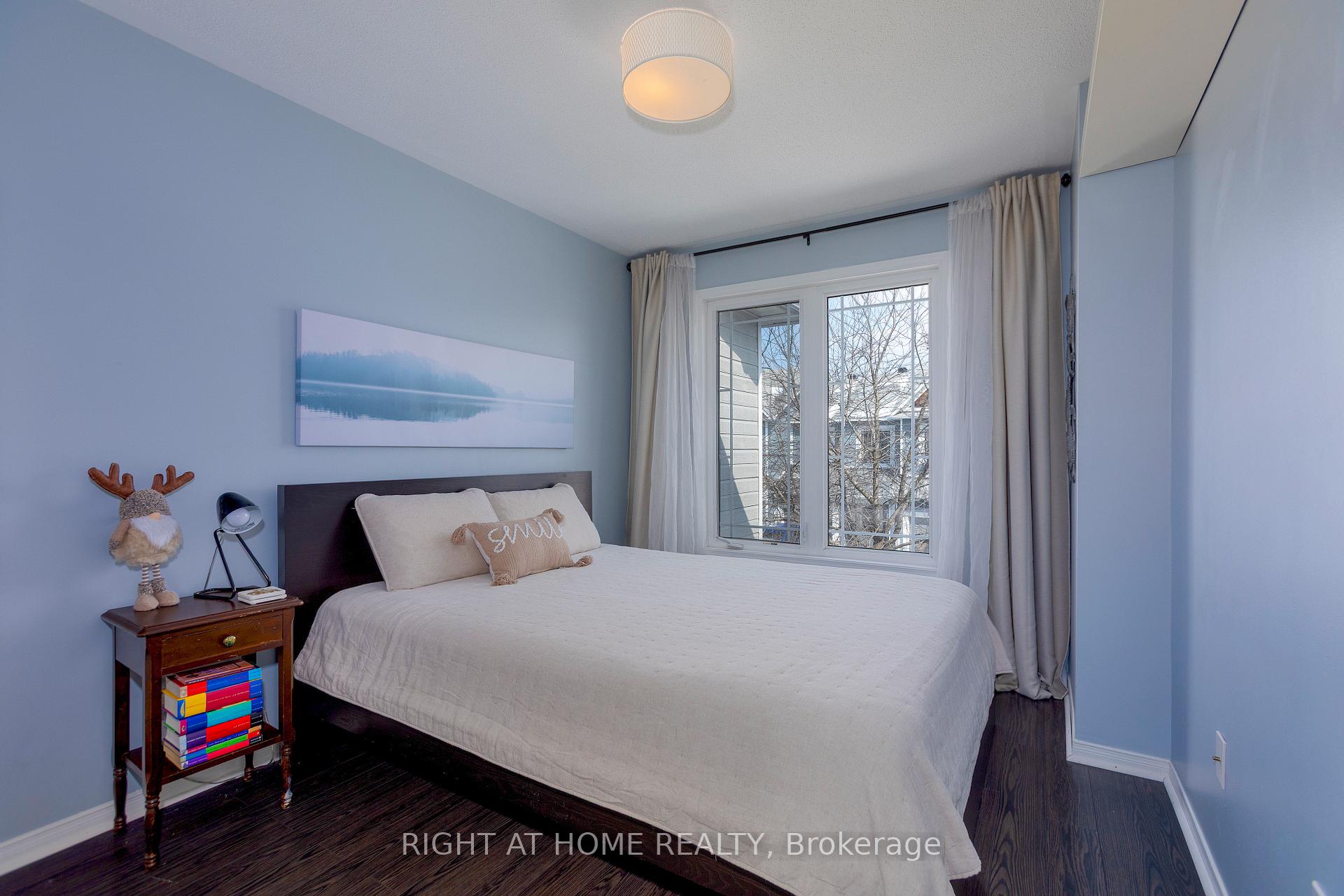 Photo 21 of 338 Hillsboro, Ottawa, Kanata - Emerald Meadows/Trailwest — HOMEH