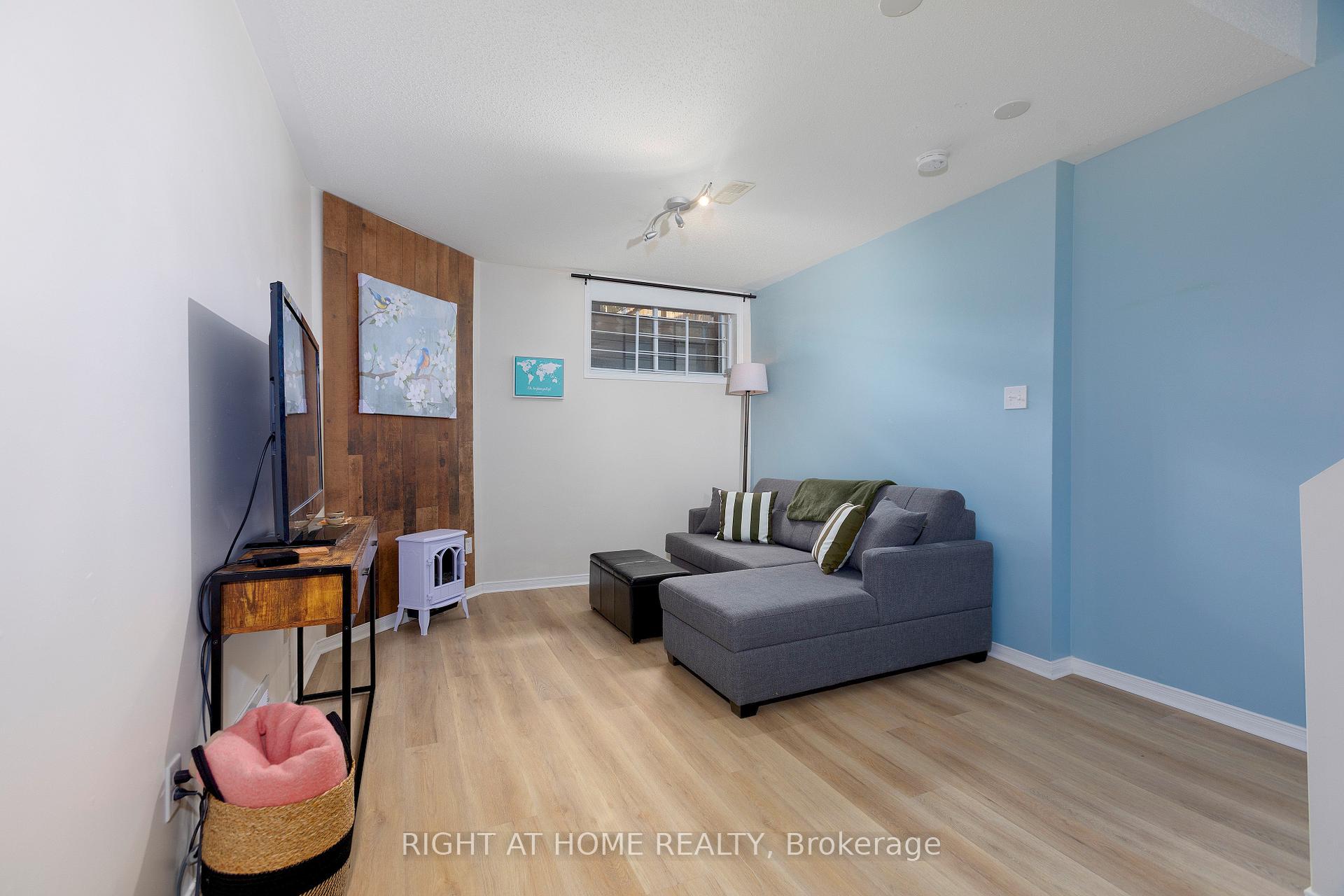 Photo 26 of 338 Hillsboro, Ottawa, Kanata - Emerald Meadows/Trailwest — HOMEH
