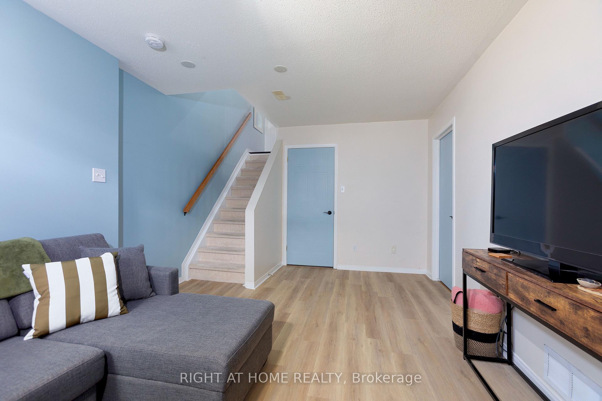 Photo 28 of 338 Hillsboro, Ottawa, Kanata - Emerald Meadows/Trailwest — HOMEH