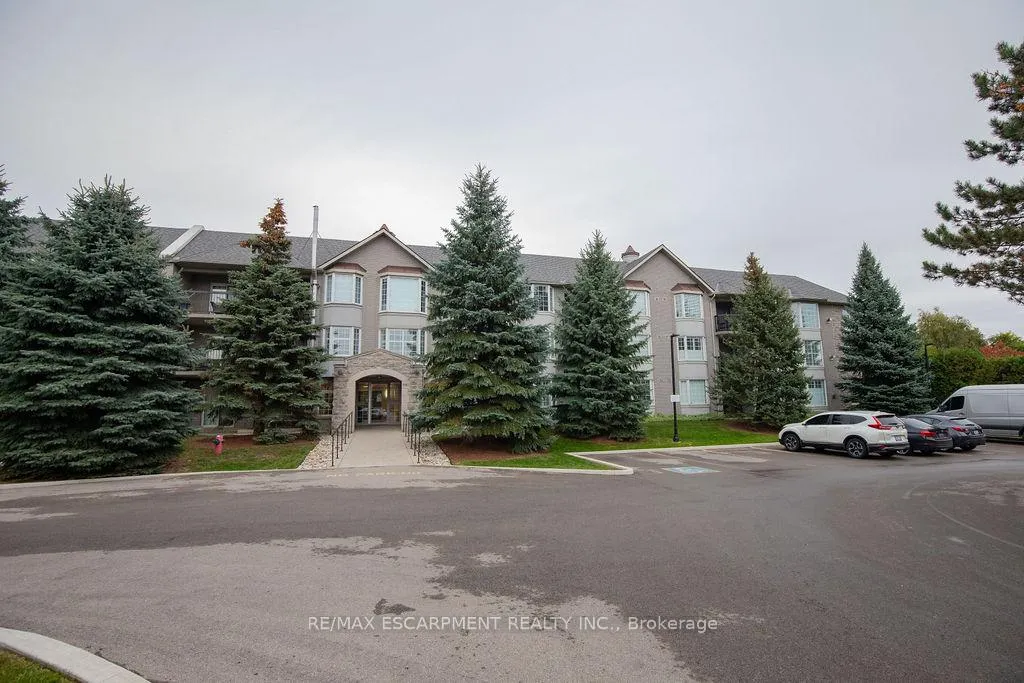 Photo 3 of Unit 202, 990 Golf Links Road, Hamilton, Meadowlands — HOMEH