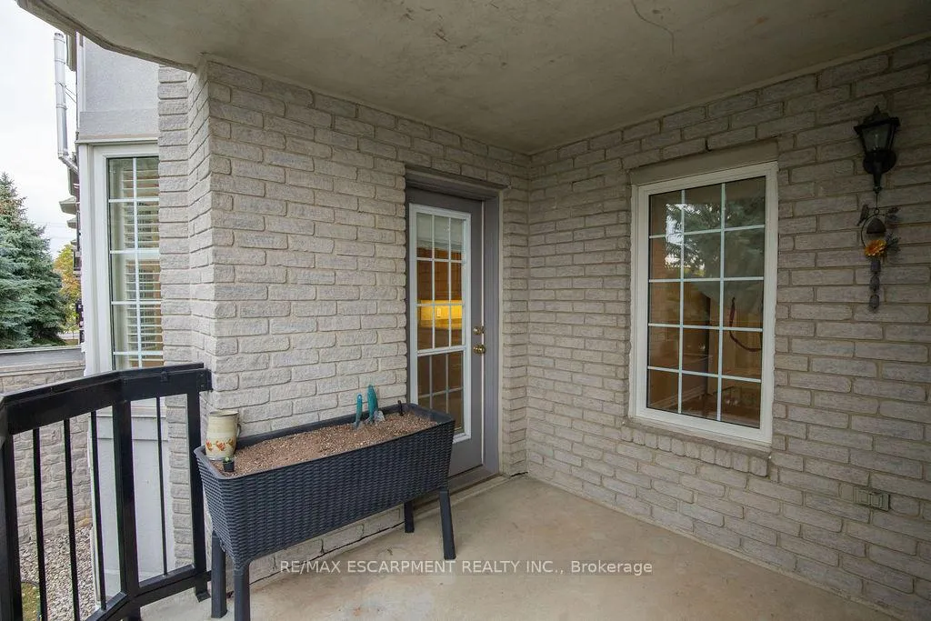 Photo 11 of Unit 202, 990 Golf Links Road, Hamilton, Meadowlands — HOMEH