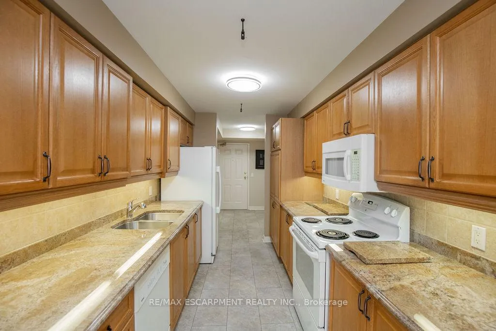 Photo 21 of Unit 202, 990 Golf Links Road, Hamilton, Meadowlands — HOMEH