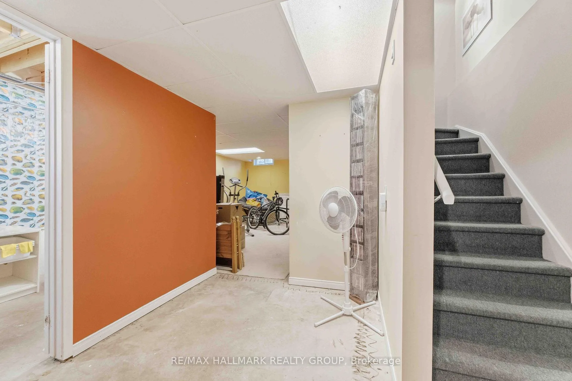 Photo 29 of 941 Cookshire Crescent, Ottawa, Fallingbrook/Ridgemount — HOMEH