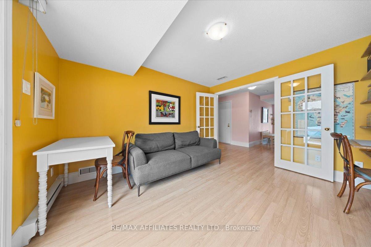 Photo 7 of 1840 Summerfields Crescent, Ottawa, Chapel Hill — HOMEH