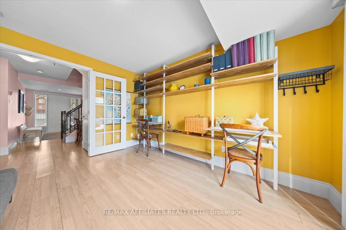 Photo 8 of 1840 Summerfields Crescent, Ottawa, Chapel Hill — HOMEH