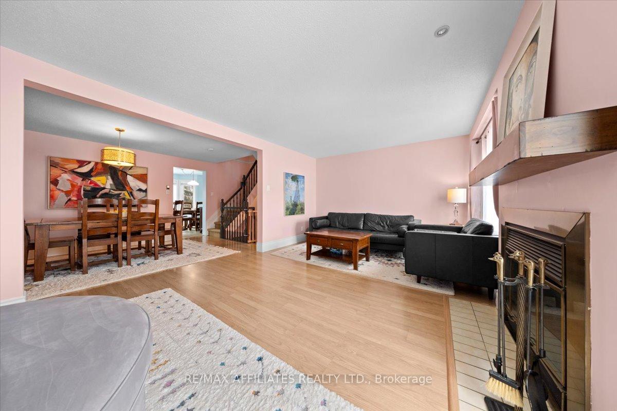 Photo 12 of 1840 Summerfields Crescent, Ottawa, Chapel Hill — HOMEH