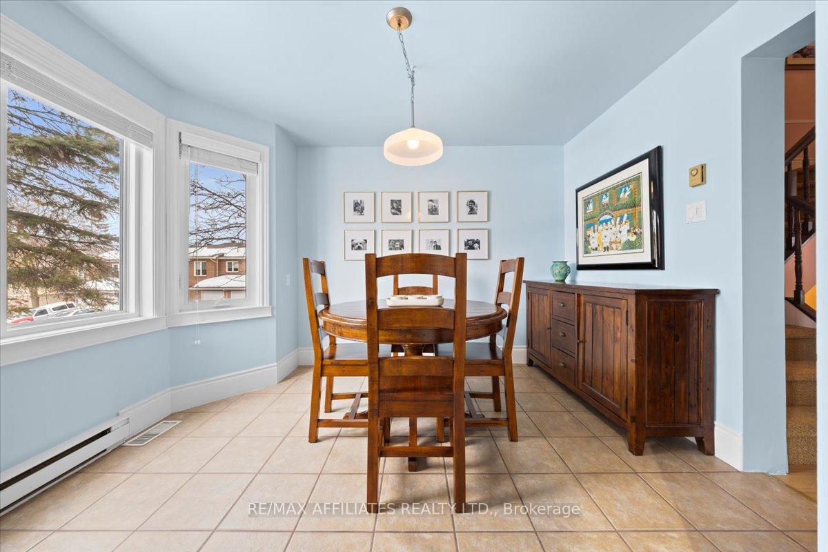 Photo 19 of 1840 Summerfields Crescent, Ottawa, Chapel Hill — HOMEH