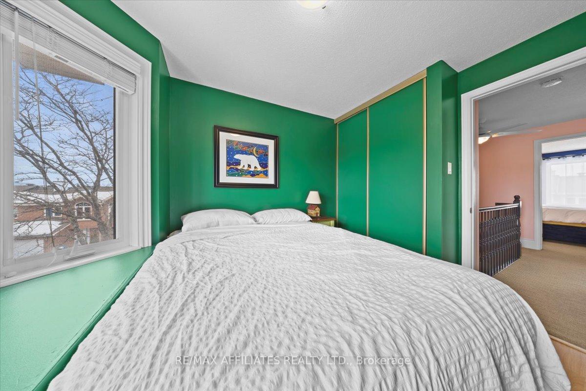 Photo 33 of 1840 Summerfields Crescent, Ottawa, Chapel Hill — HOMEH