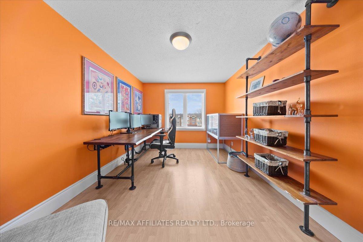 Photo 34 of 1840 Summerfields Crescent, Ottawa, Chapel Hill — HOMEH