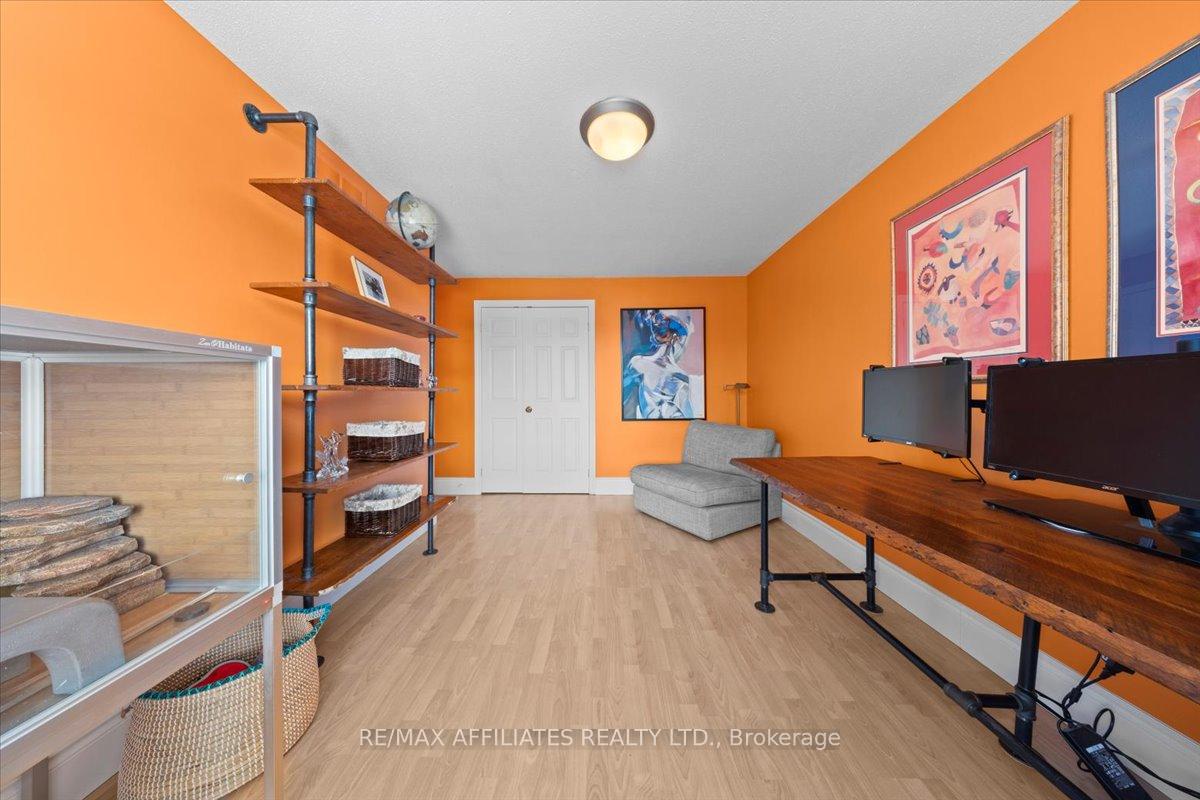 Photo 35 of 1840 Summerfields Crescent, Ottawa, Chapel Hill — HOMEH