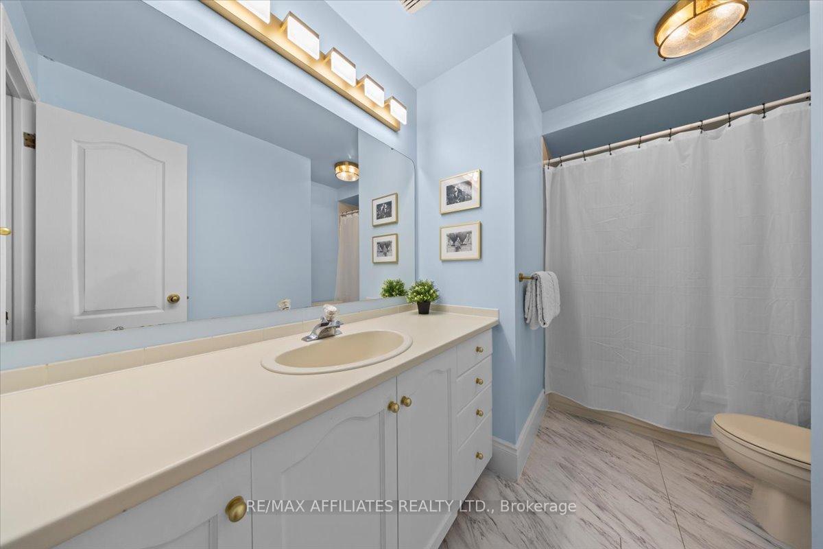 Photo 37 of 1840 Summerfields Crescent, Ottawa, Chapel Hill — HOMEH