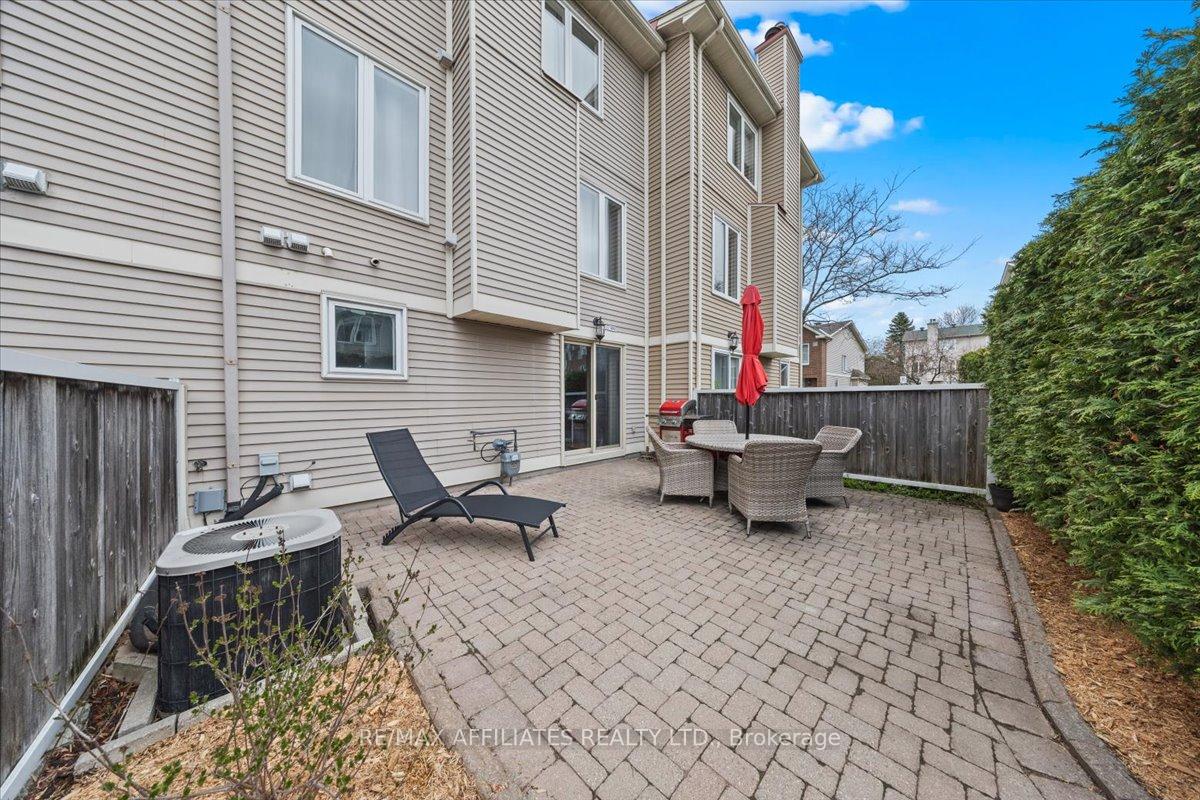 Photo 42 of 1840 Summerfields Crescent, Ottawa, Chapel Hill — HOMEH