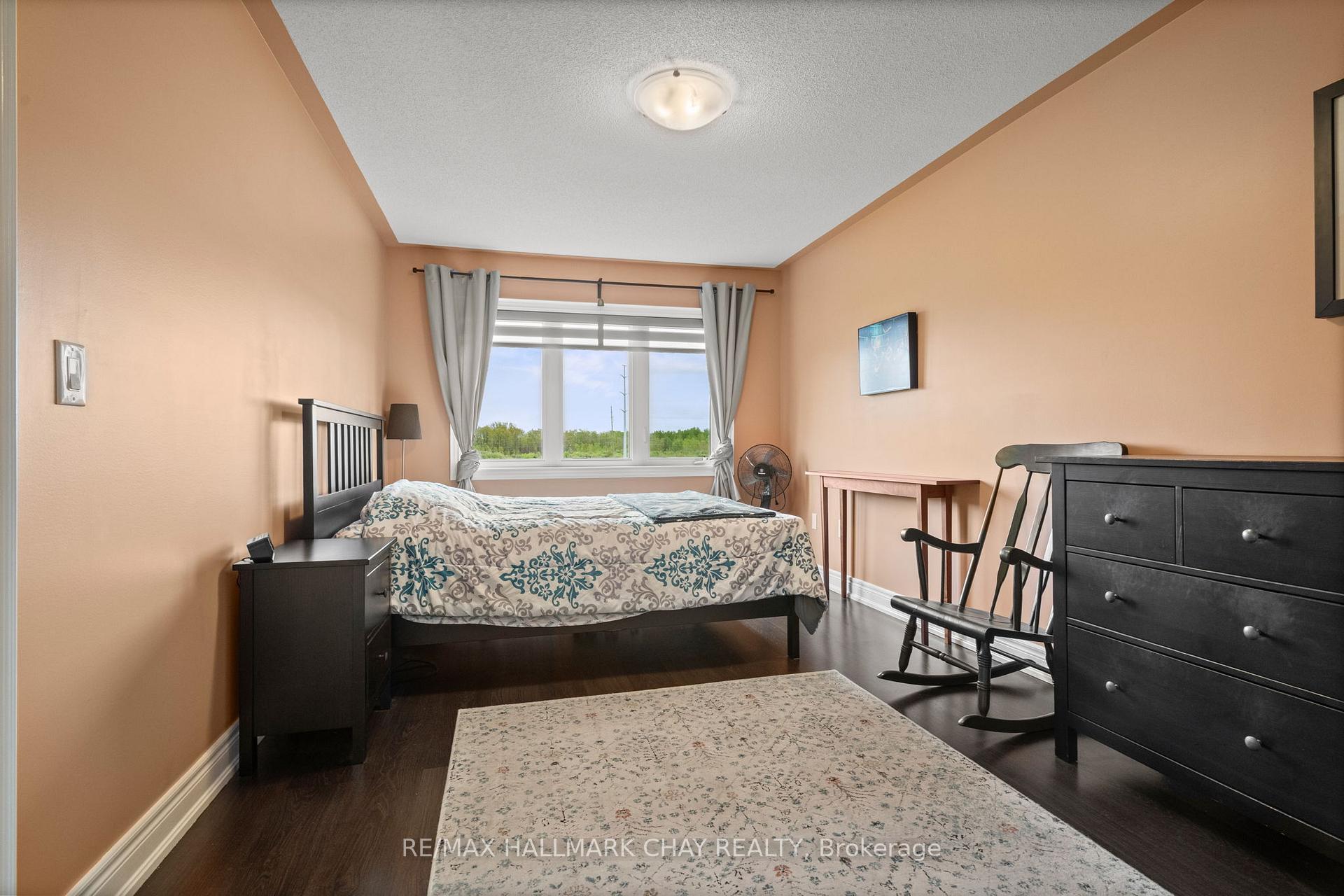 Photo 23 of 319 Atkinson Street, Clearview, Stayner — HOMEH