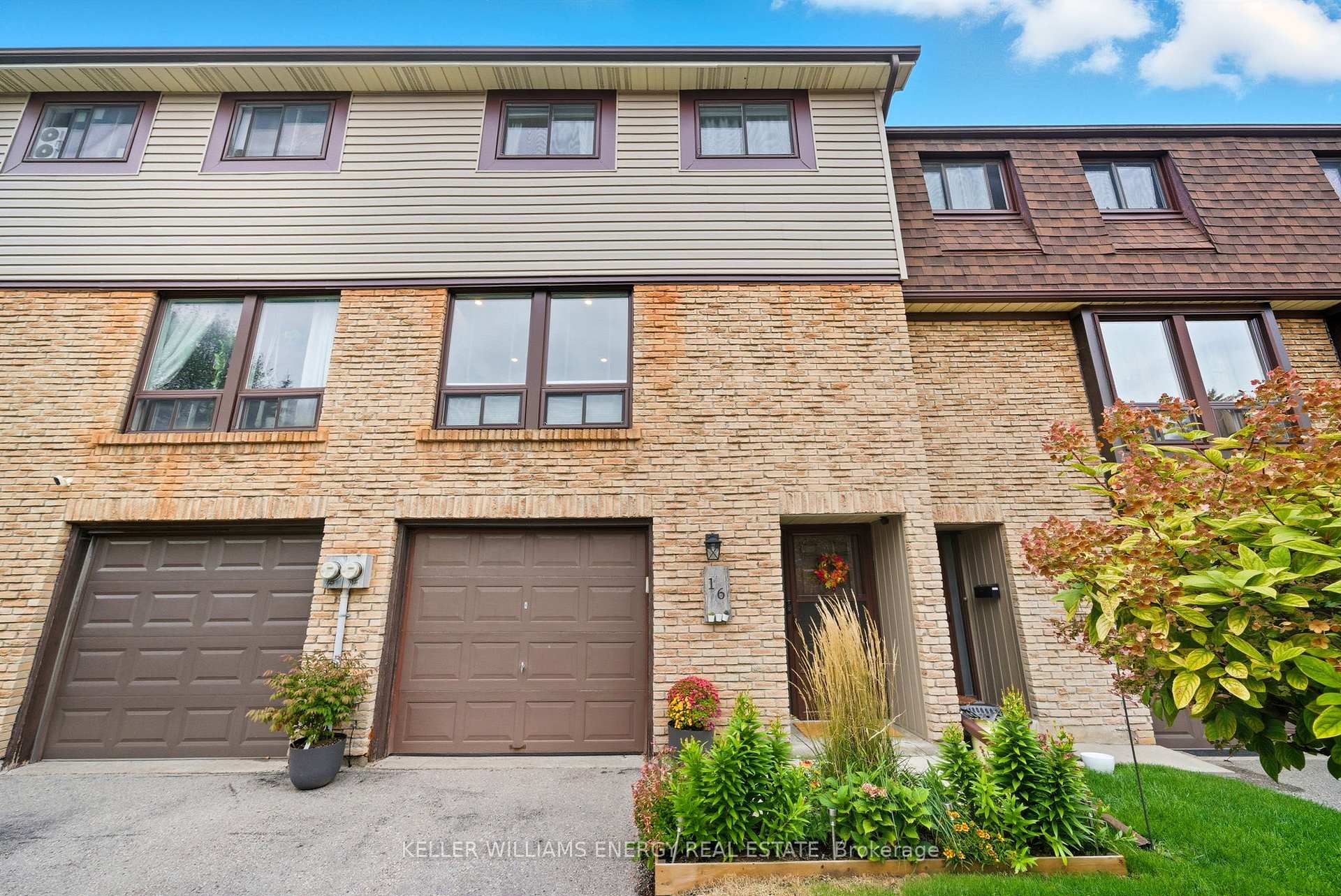 Photo 1 of Unit W16, 220 Ormond Drive, Oshawa, Samac — HOMEH