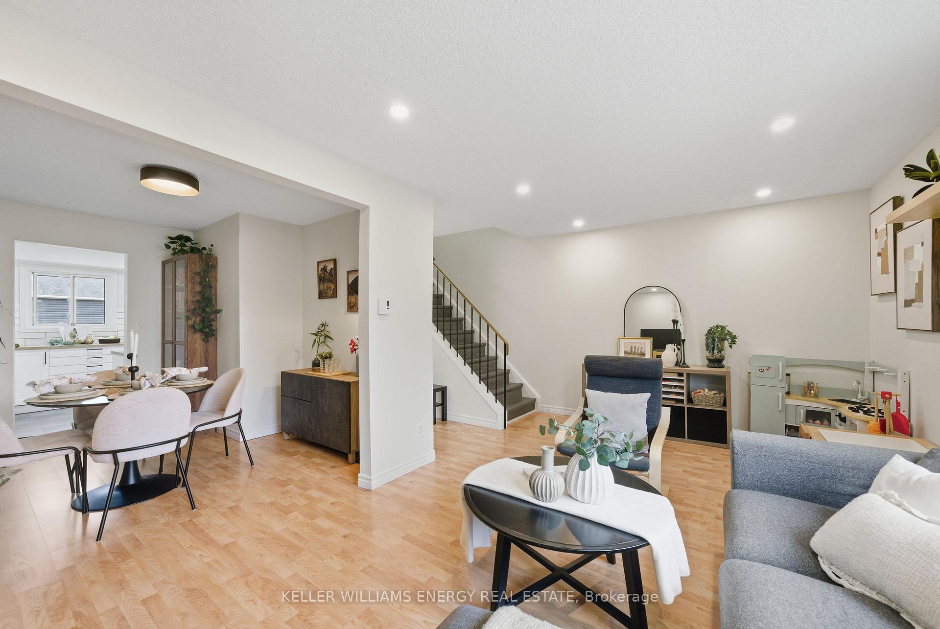 Photo 14 of Unit W16, 220 Ormond Drive, Oshawa, Samac — HOMEH