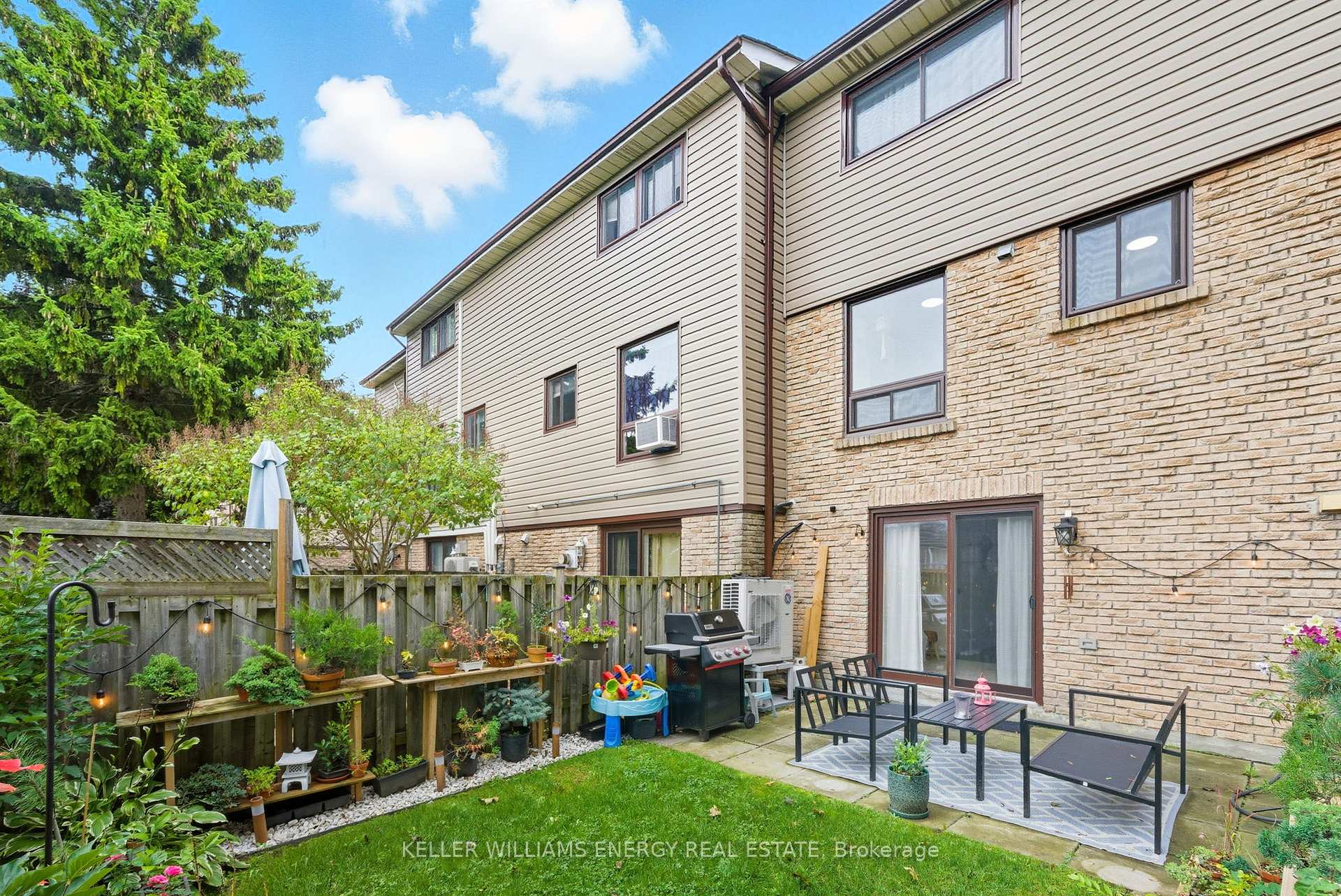 Photo 28 of Unit W16, 220 Ormond Drive, Oshawa, Samac — HOMEH