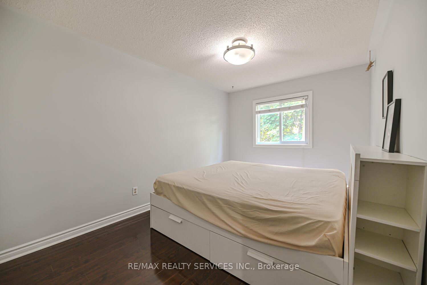 Photo 19 of Unit 6, 110 Heathcliffe Square, Brampton, Central Park — HOMEH