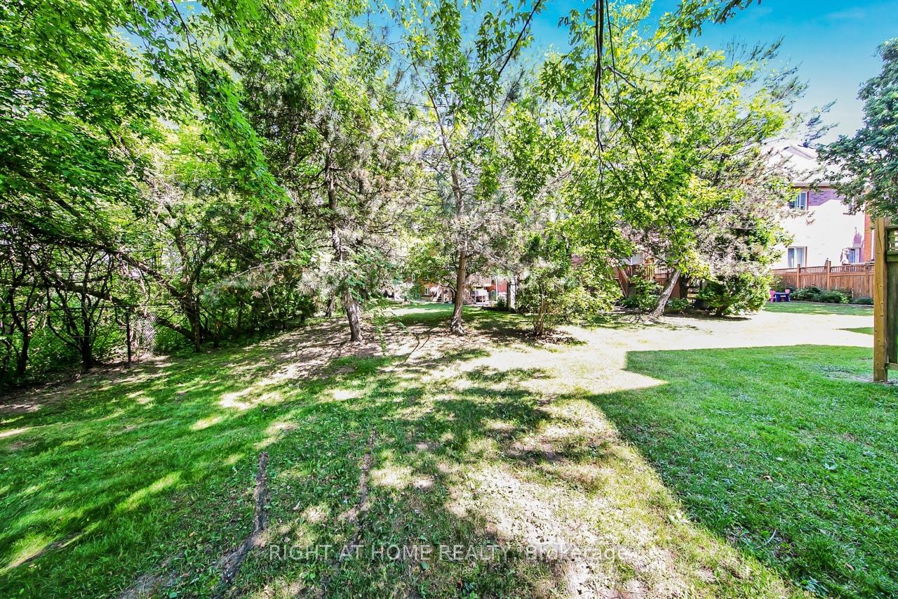 Photo 36 of 23 Michael Way, Markham, Buttonville — HOMEH
