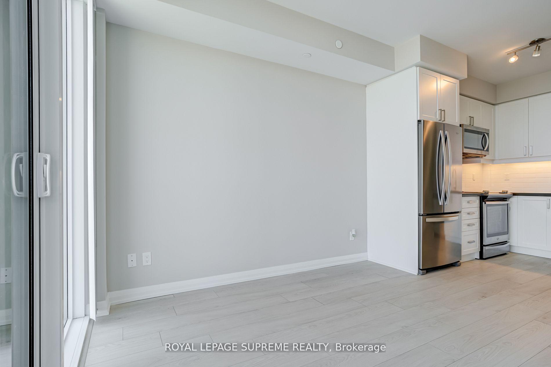 Photo 10 of Unit PH16, 7895 Jane Street, Vaughan, Concord — HOMEH