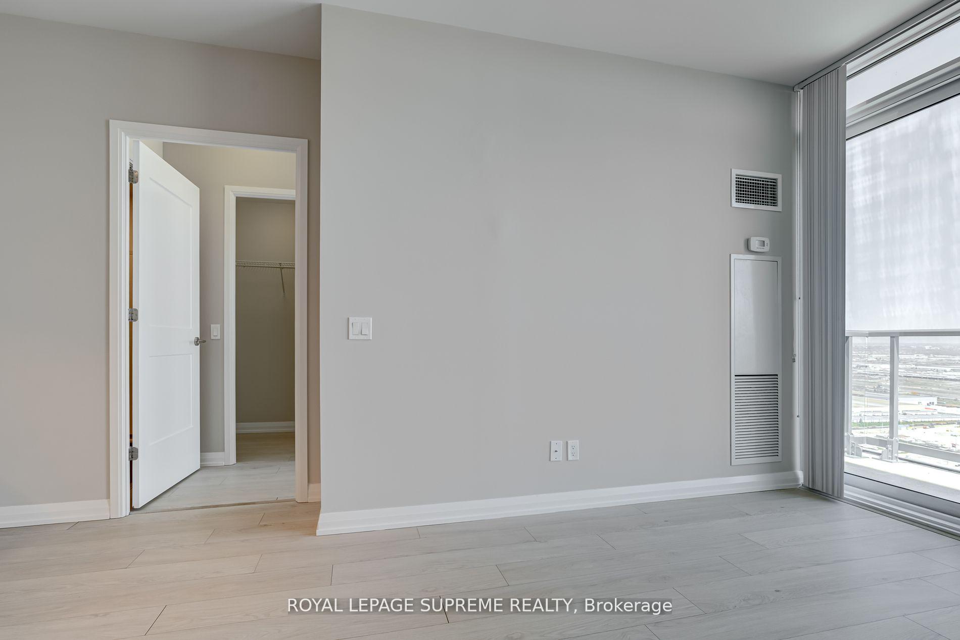 Photo 11 of Unit PH16, 7895 Jane Street, Vaughan, Concord — HOMEH