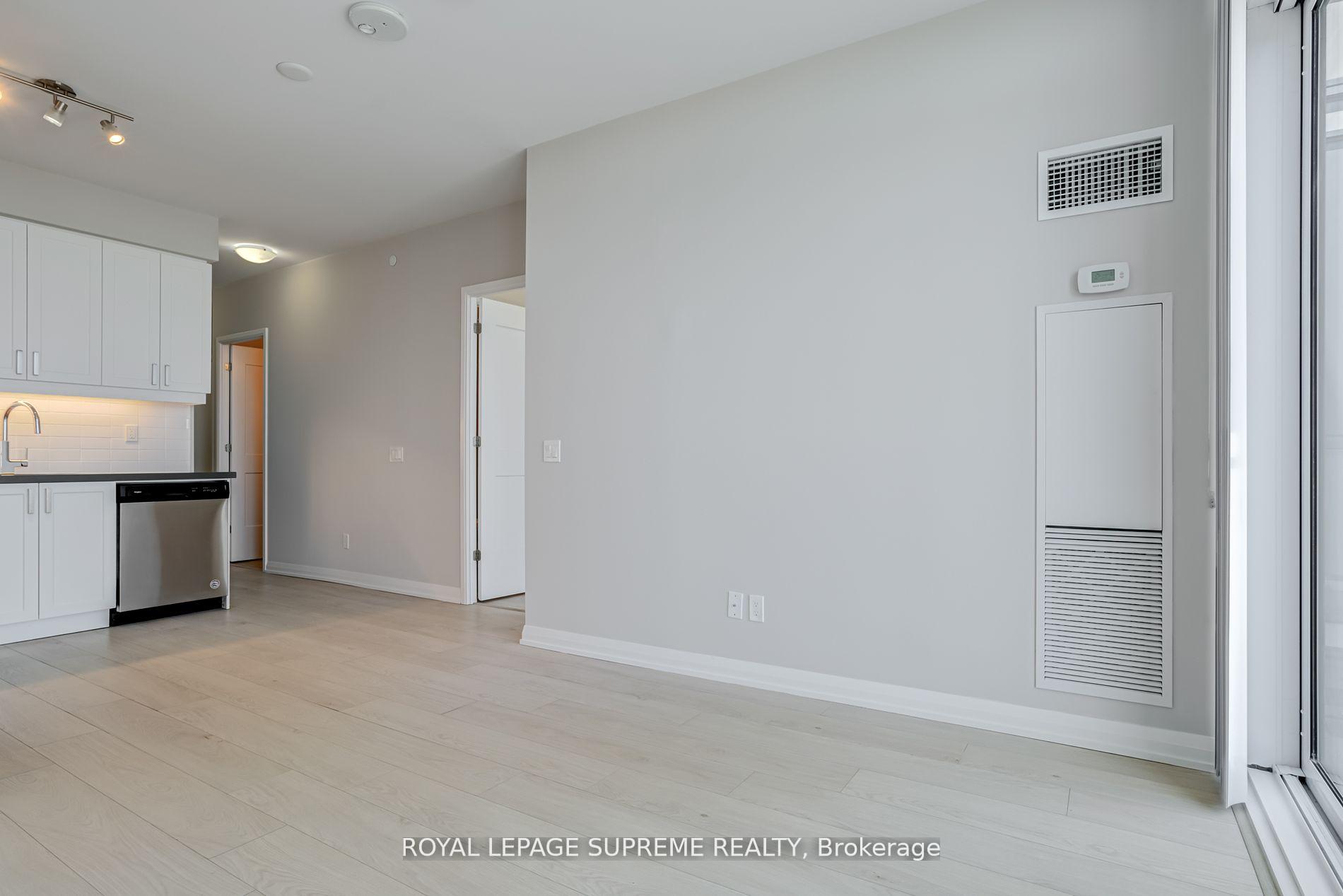 Photo 12 of Unit PH16, 7895 Jane Street, Vaughan, Concord — HOMEH