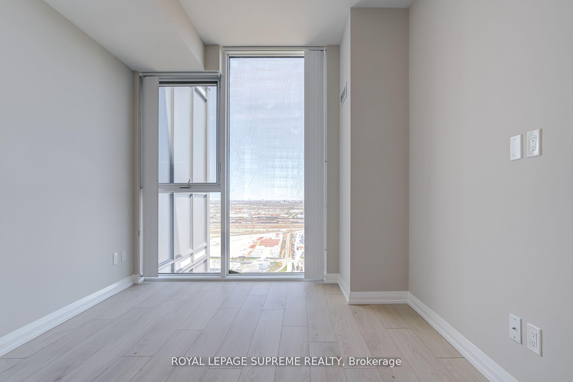 Photo 20 of Unit PH16, 7895 Jane Street, Vaughan, Concord — HOMEH