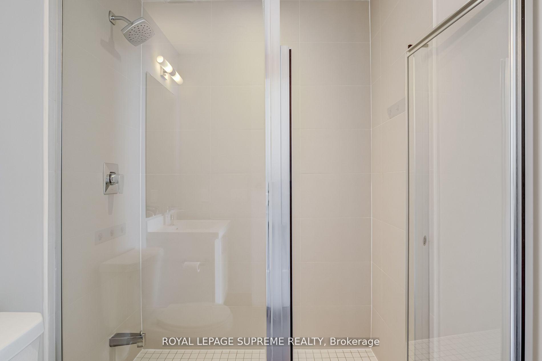 Photo 26 of Unit PH16, 7895 Jane Street, Vaughan, Concord — HOMEH