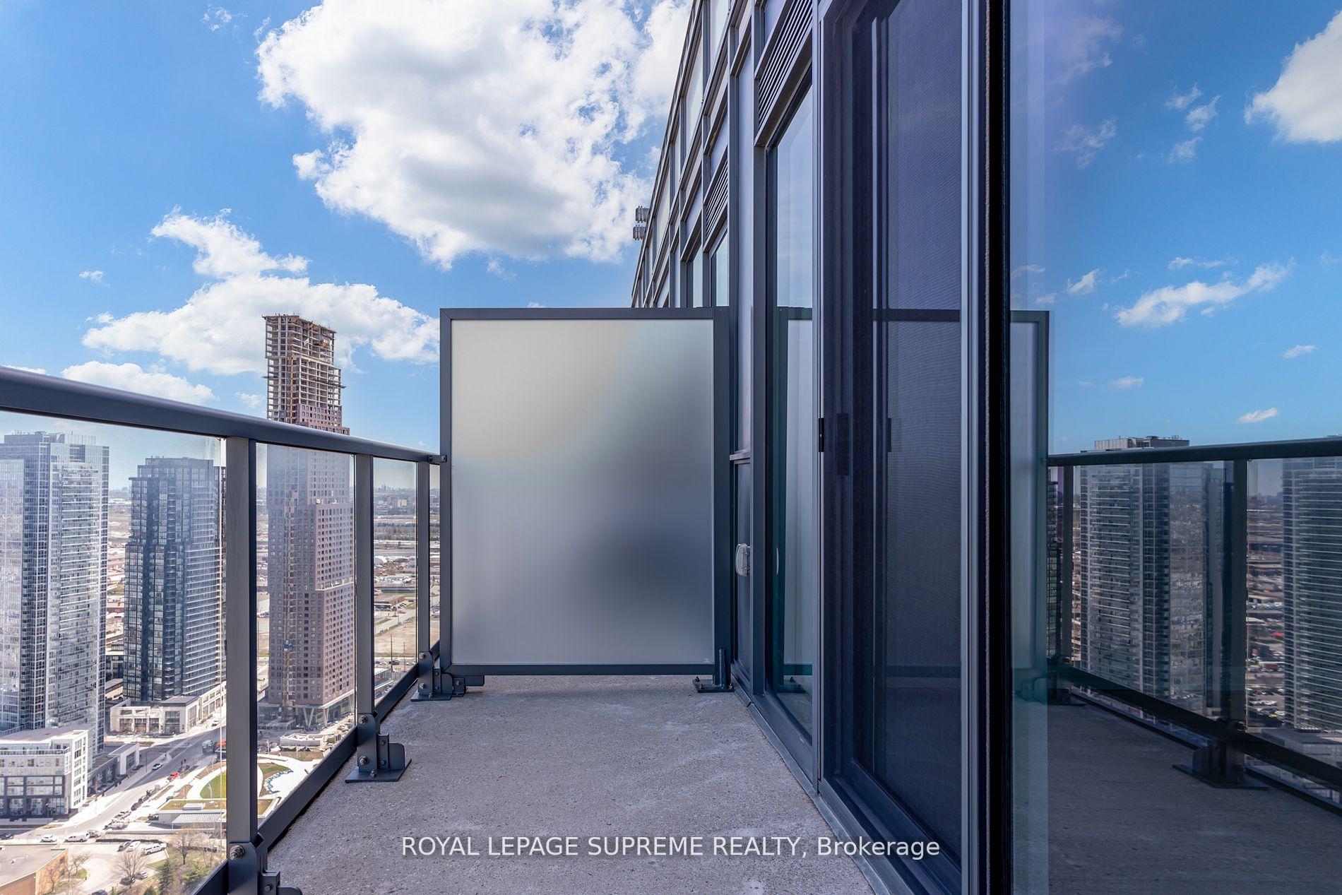 Photo 33 of Unit PH16, 7895 Jane Street, Vaughan, Concord — HOMEH