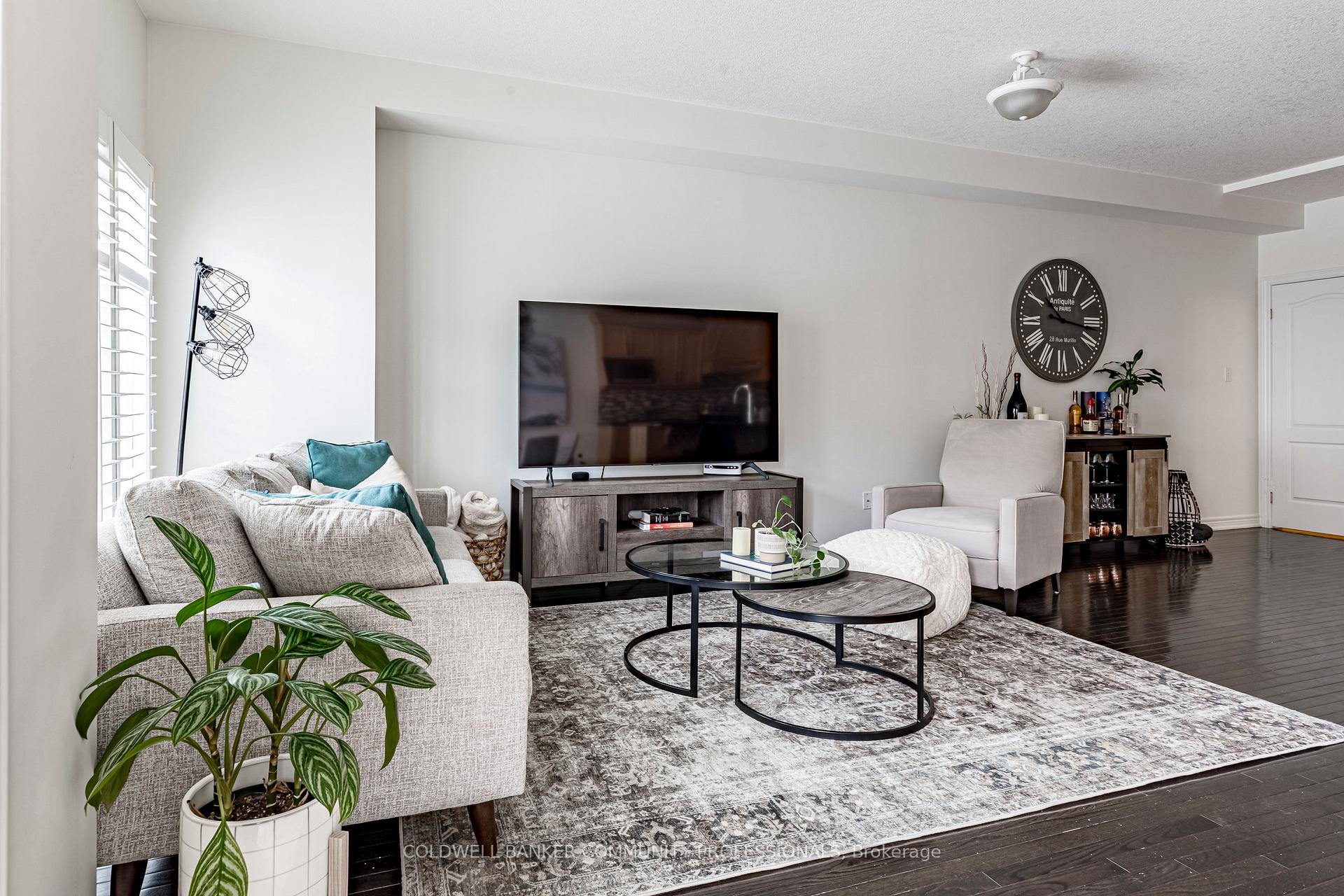 Photo 11 of 32 Forest Valley Crescent, Hamilton, Dundas — HOMEH