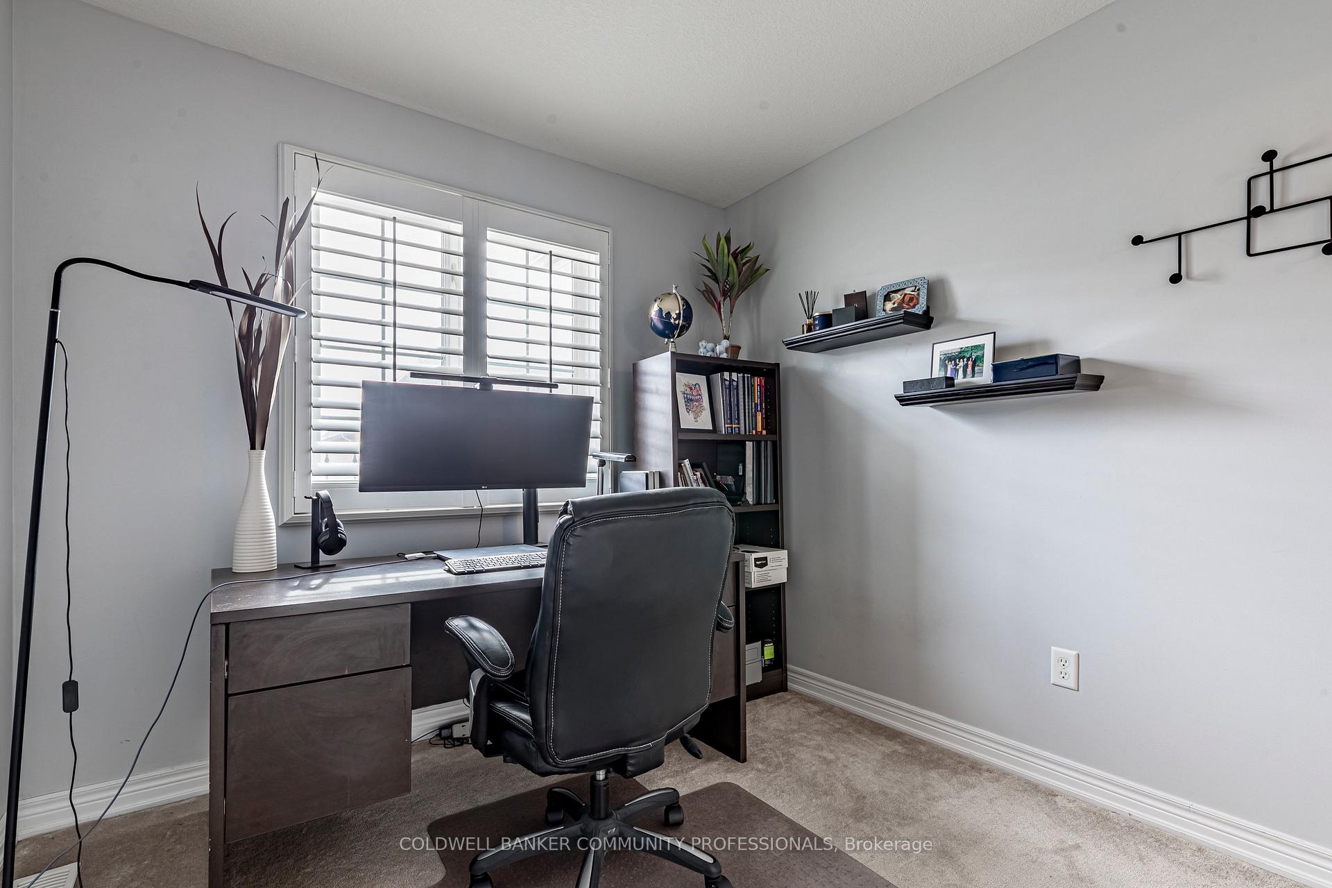 Photo 22 of 32 Forest Valley Crescent, Hamilton, Dundas — HOMEH
