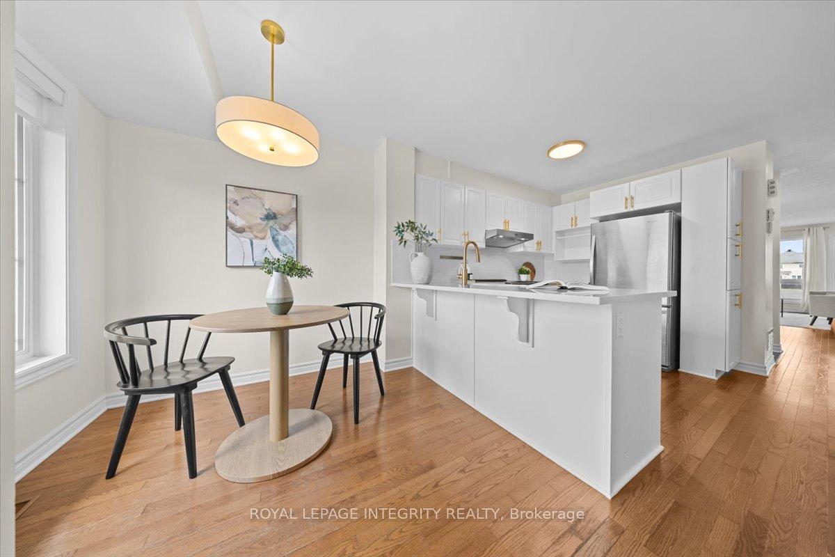 Photo 7 of 732 Lakeridge Drive, Ottawa, Avalon East — HOMEH