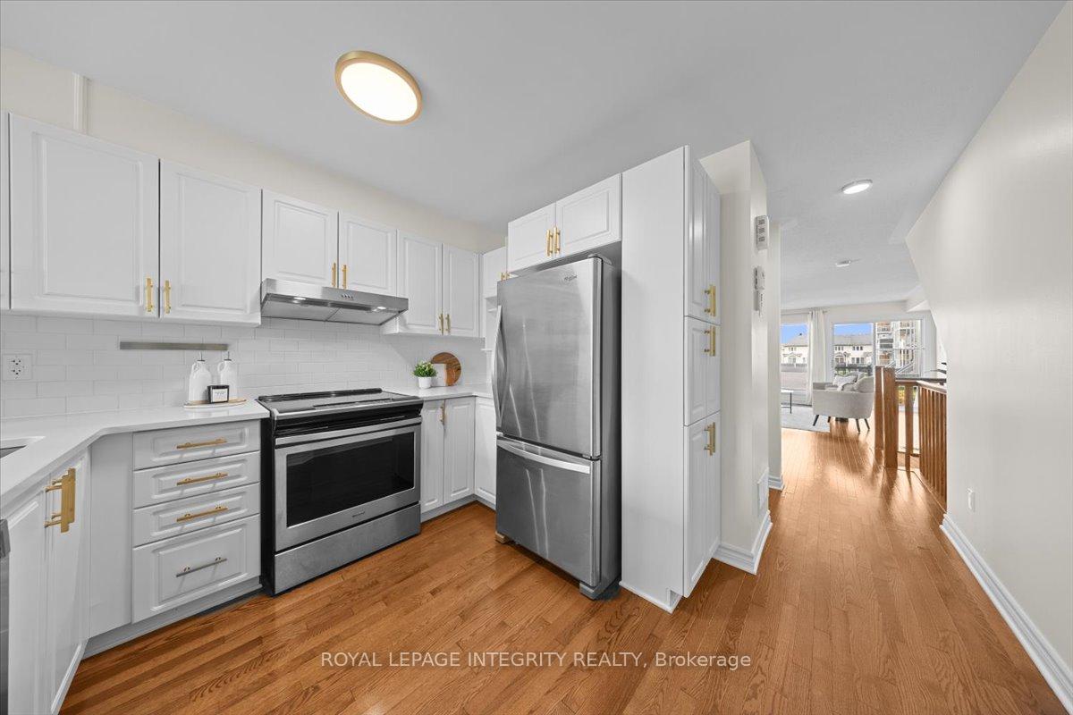Photo 12 of 732 Lakeridge Drive, Ottawa, Avalon East — HOMEH
