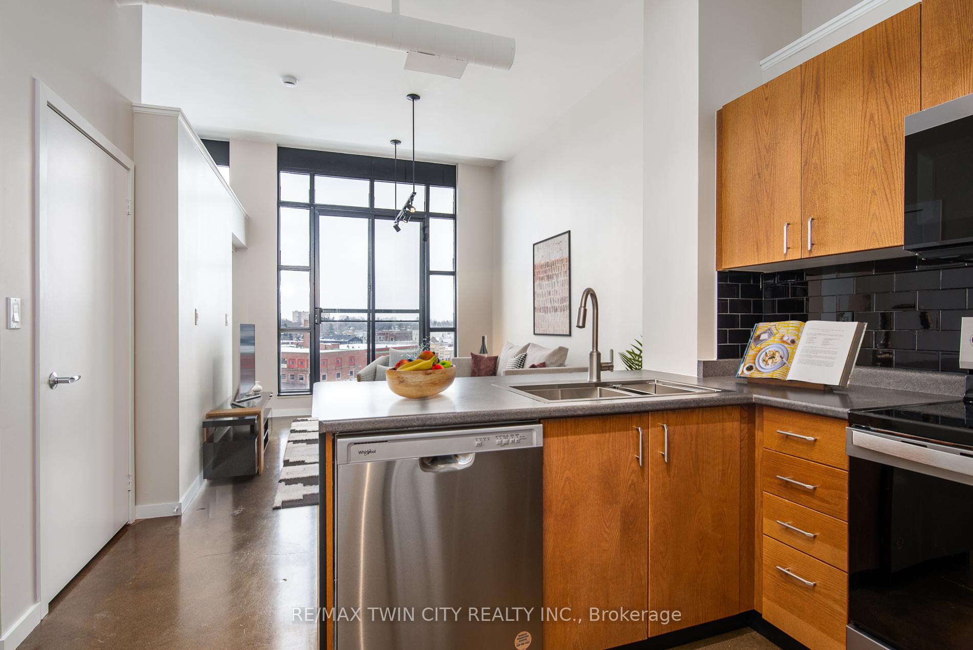 Photo 24 of Unit 603, 410 King Street W, Kitchener — HOMEH