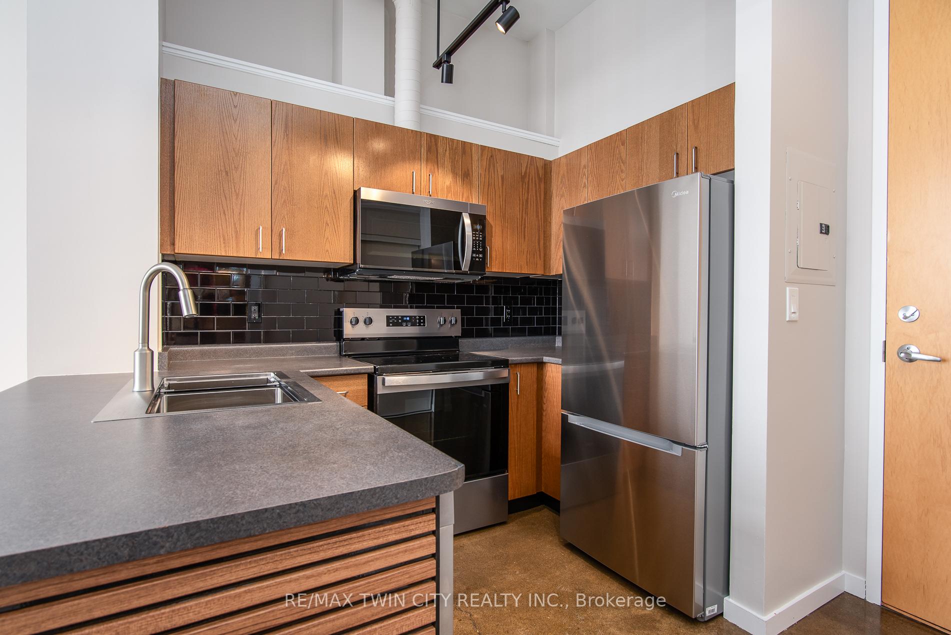 Photo 27 of Unit 603, 410 King Street W, Kitchener — HOMEH