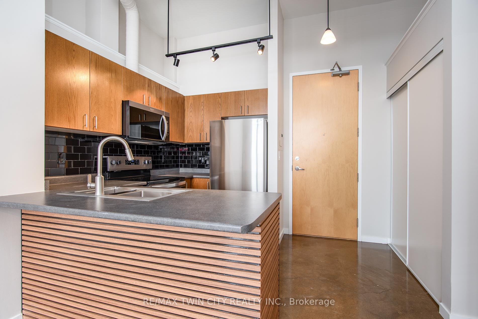 Photo 28 of Unit 603, 410 King Street W, Kitchener — HOMEH
