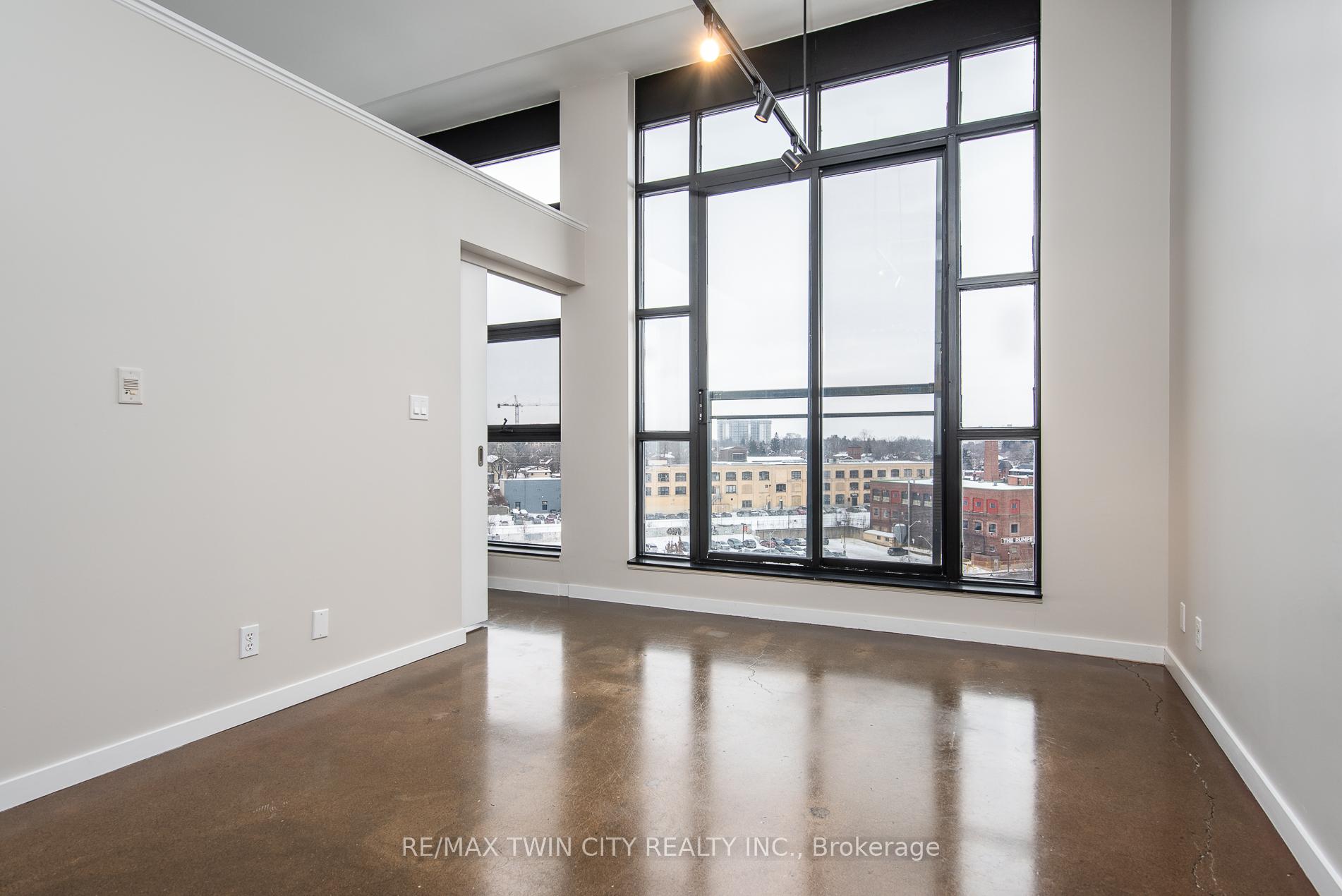 Photo 15 of Unit 603, 410 King Street W, Kitchener — HOMEH