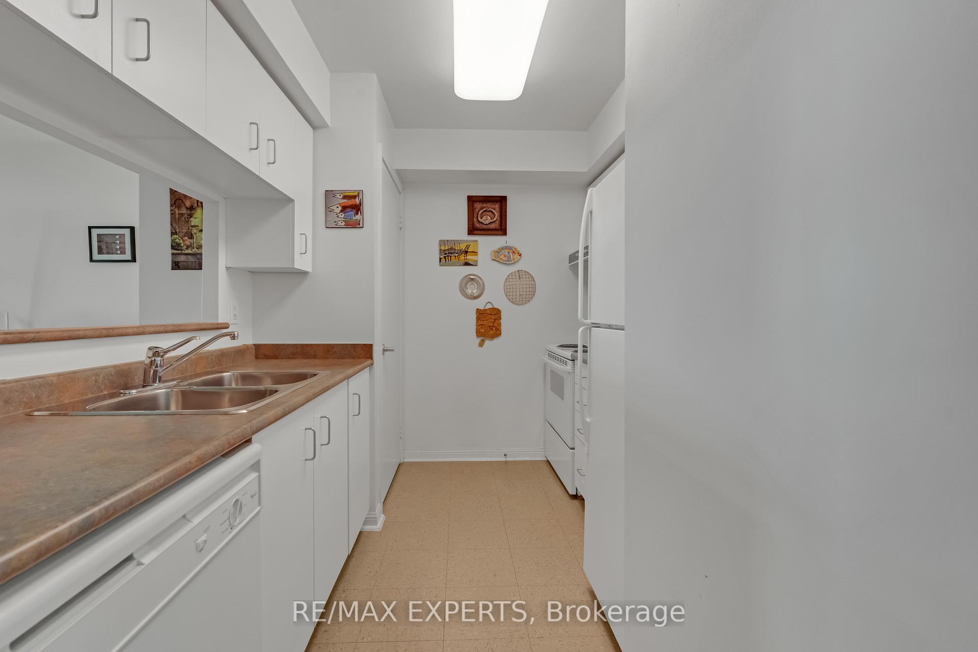 Photo 9 of Unit 602, 650 Lawrence Avenue W, Toronto, Englemount-Lawrence — HOMEH