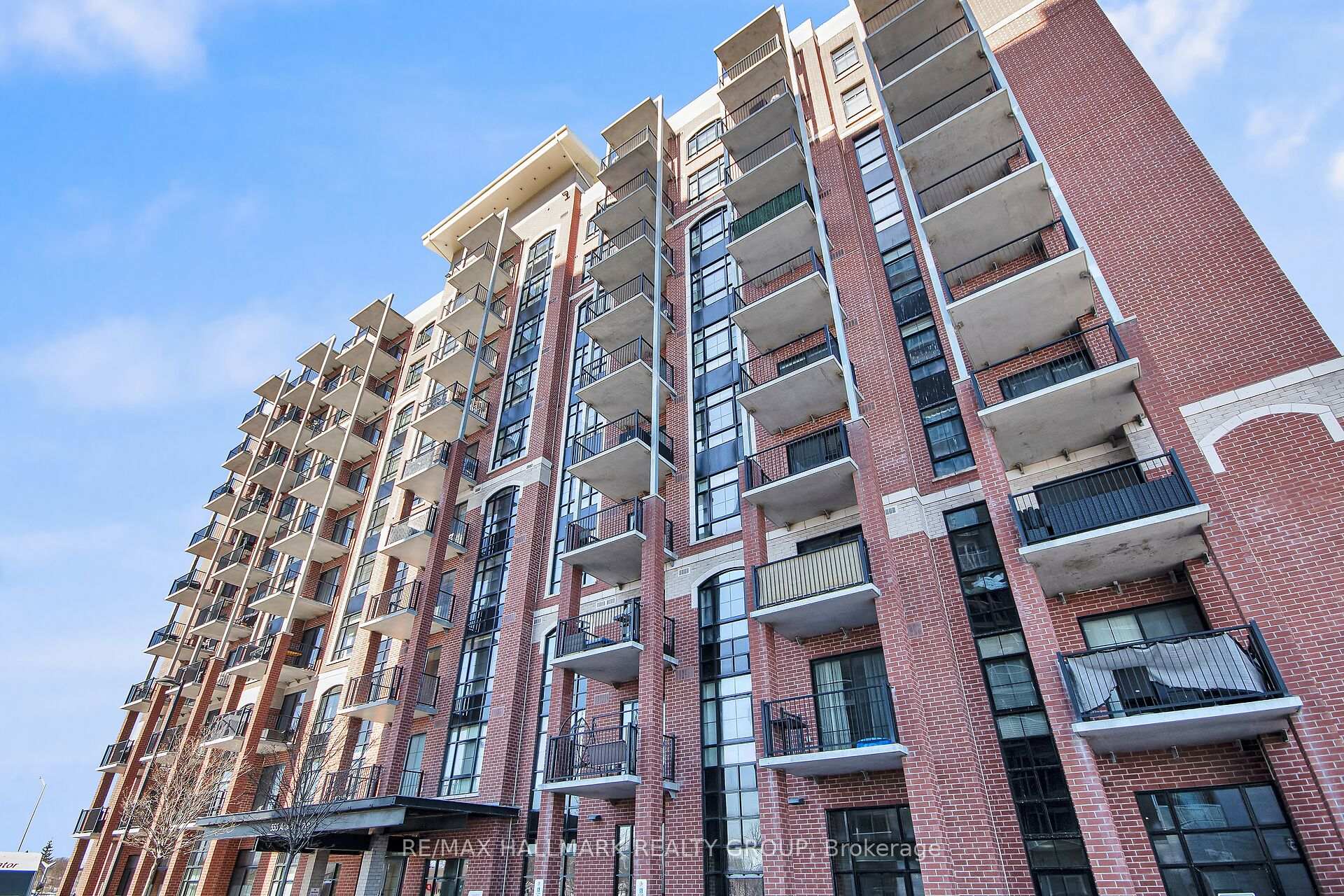 Front of Unit 208, 555 Anand Private