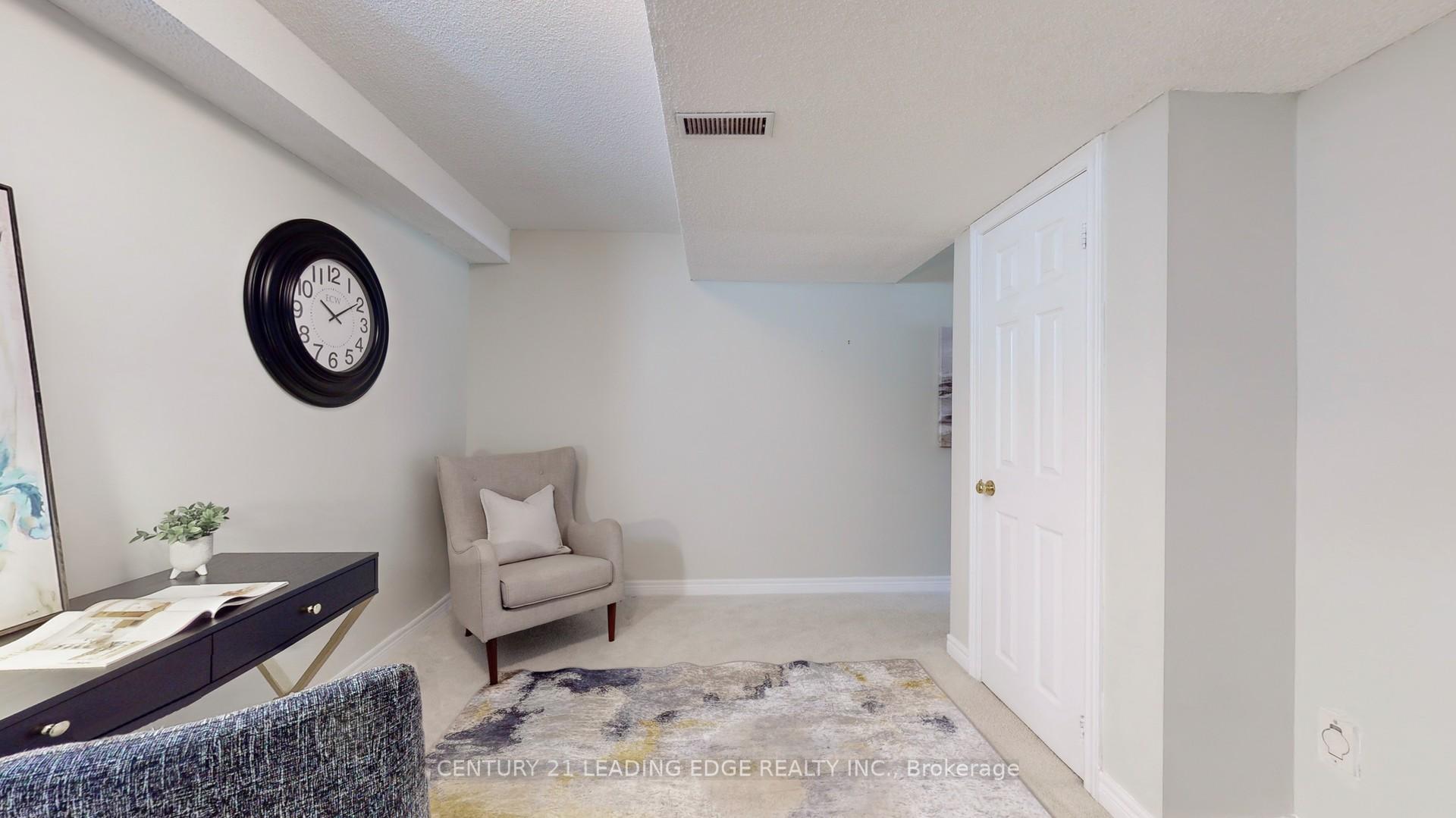 Photo 4 of 41 Marmill Way, Markham, Old Markham Village — HOMEH