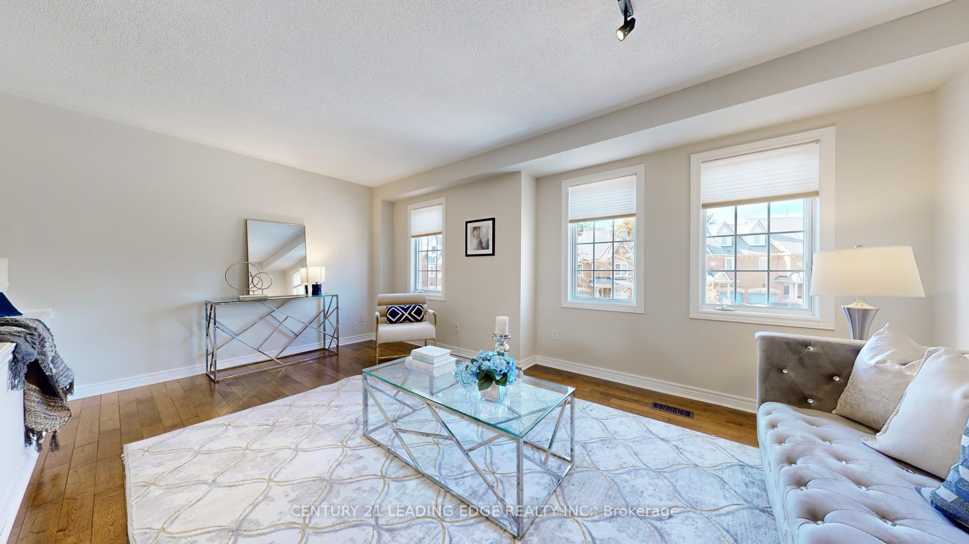 Photo 7 of 41 Marmill Way, Markham, Old Markham Village — HOMEH