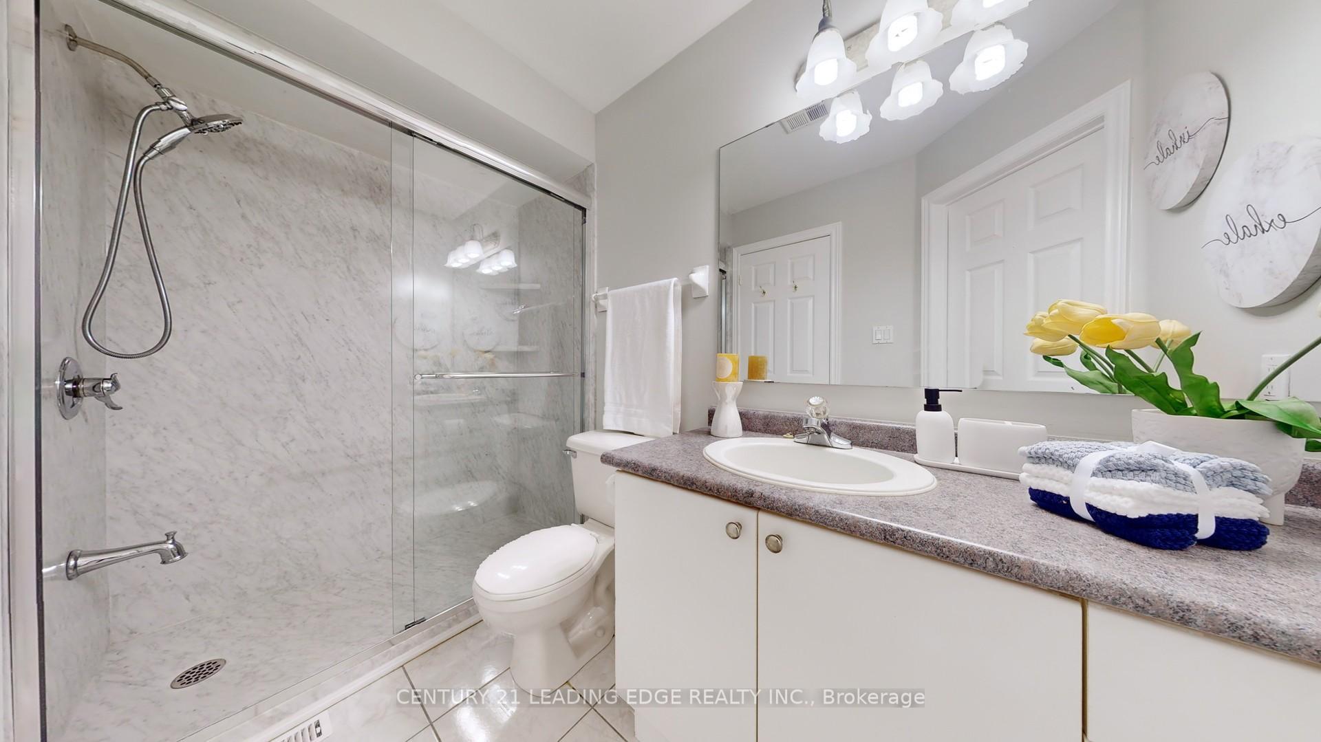 Photo 24 of 41 Marmill Way, Markham, Old Markham Village — HOMEH