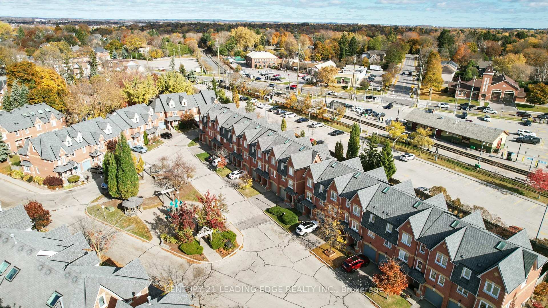 Photo 36 of 41 Marmill Way, Markham, Old Markham Village — HOMEH