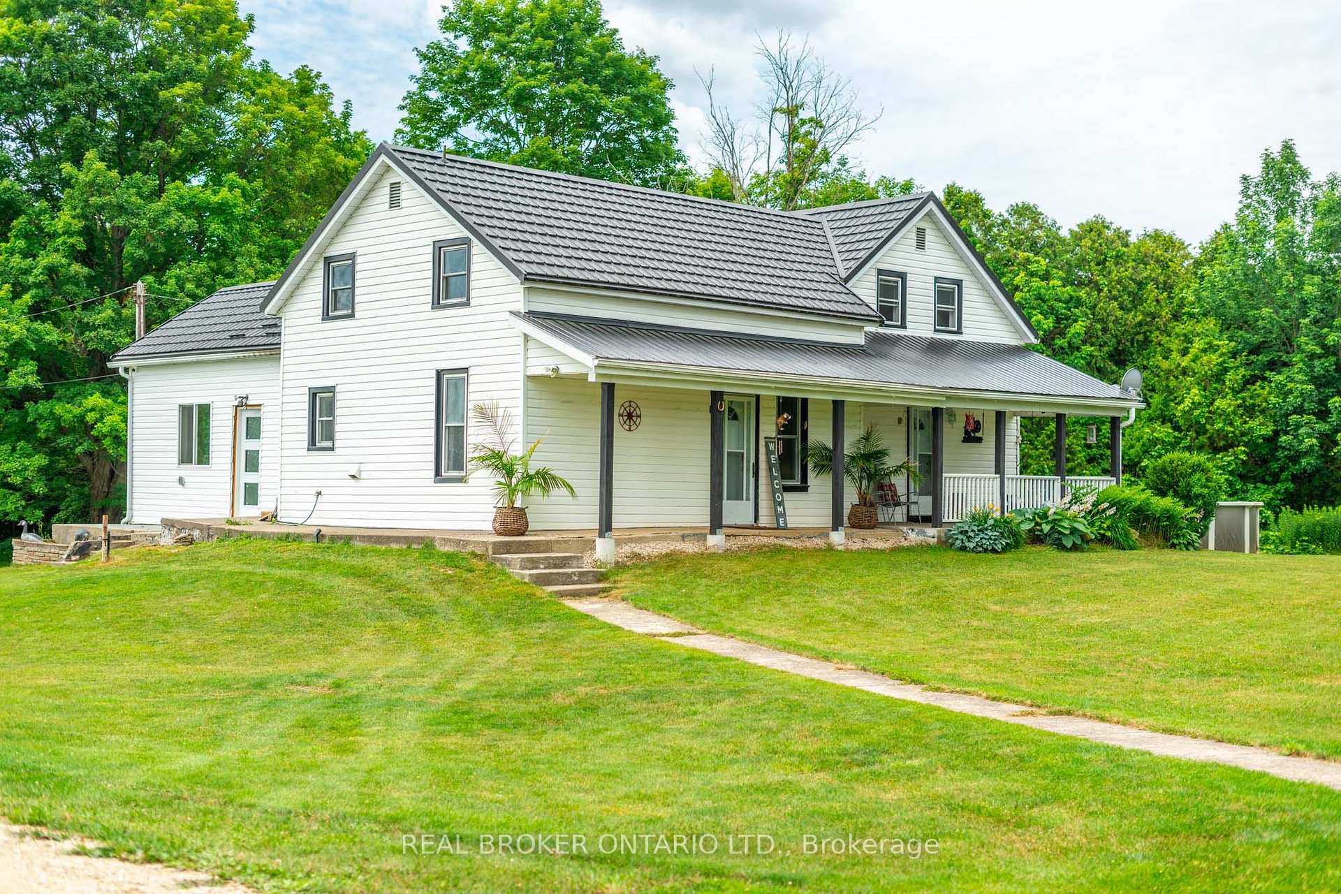 Front of 803148 Puddicombe Lane