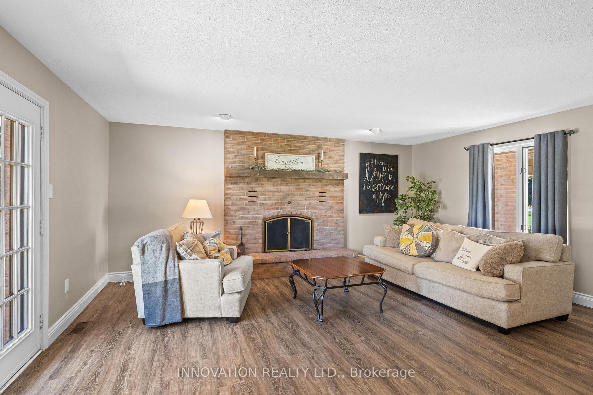 Photo 5 of 1332 Donald B. Munro Drive, Ottawa, Huntley Ward (North East) — HOMEH