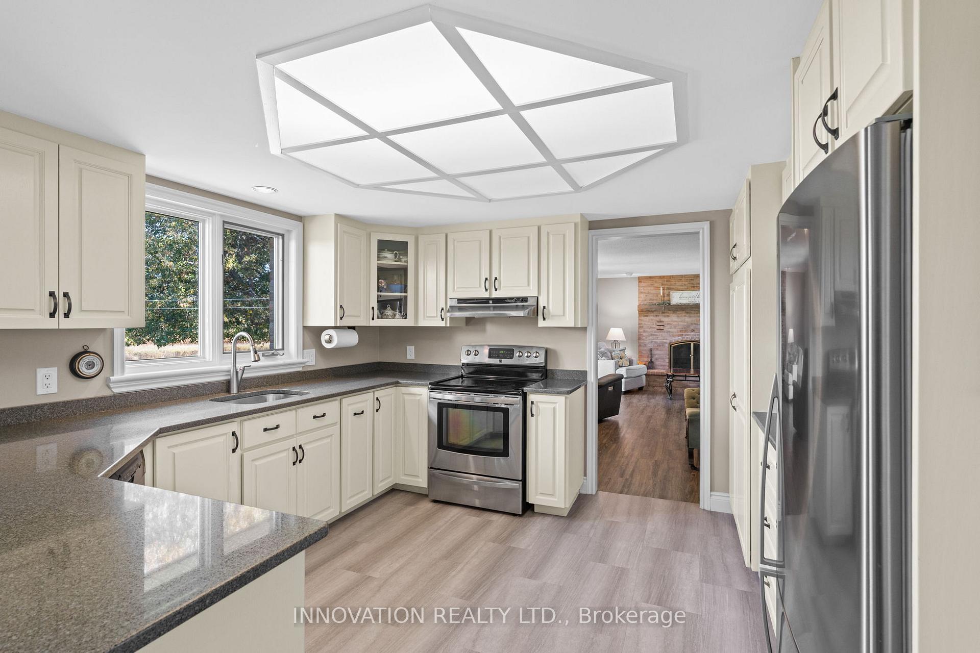 Photo 9 of 1332 Donald B. Munro Drive, Ottawa, Huntley Ward (North East) — HOMEH