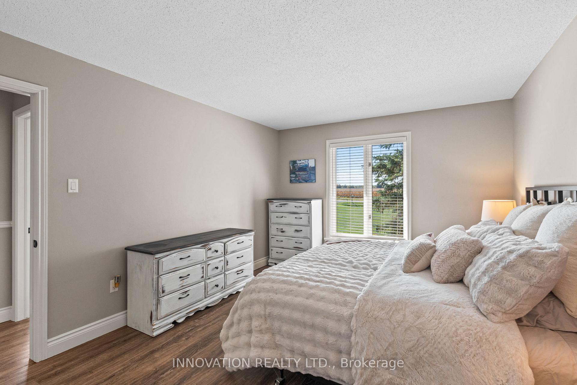 Photo 14 of 1332 Donald B. Munro Drive, Ottawa, Huntley Ward (North East) — HOMEH