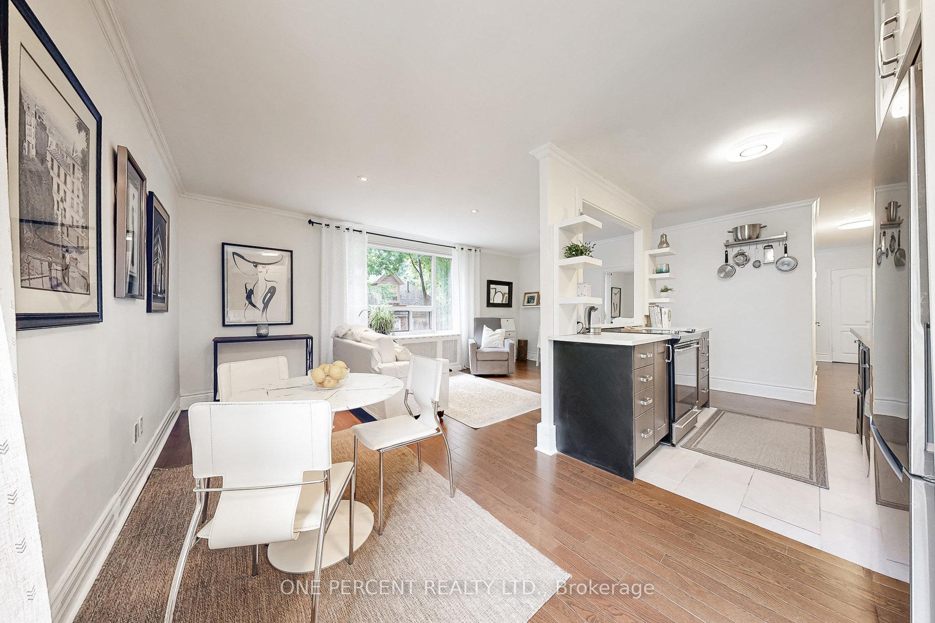 Photo 7 of Unit 206, 2550 Bathurst Street, Toronto, Forest Hill North — HOMEH